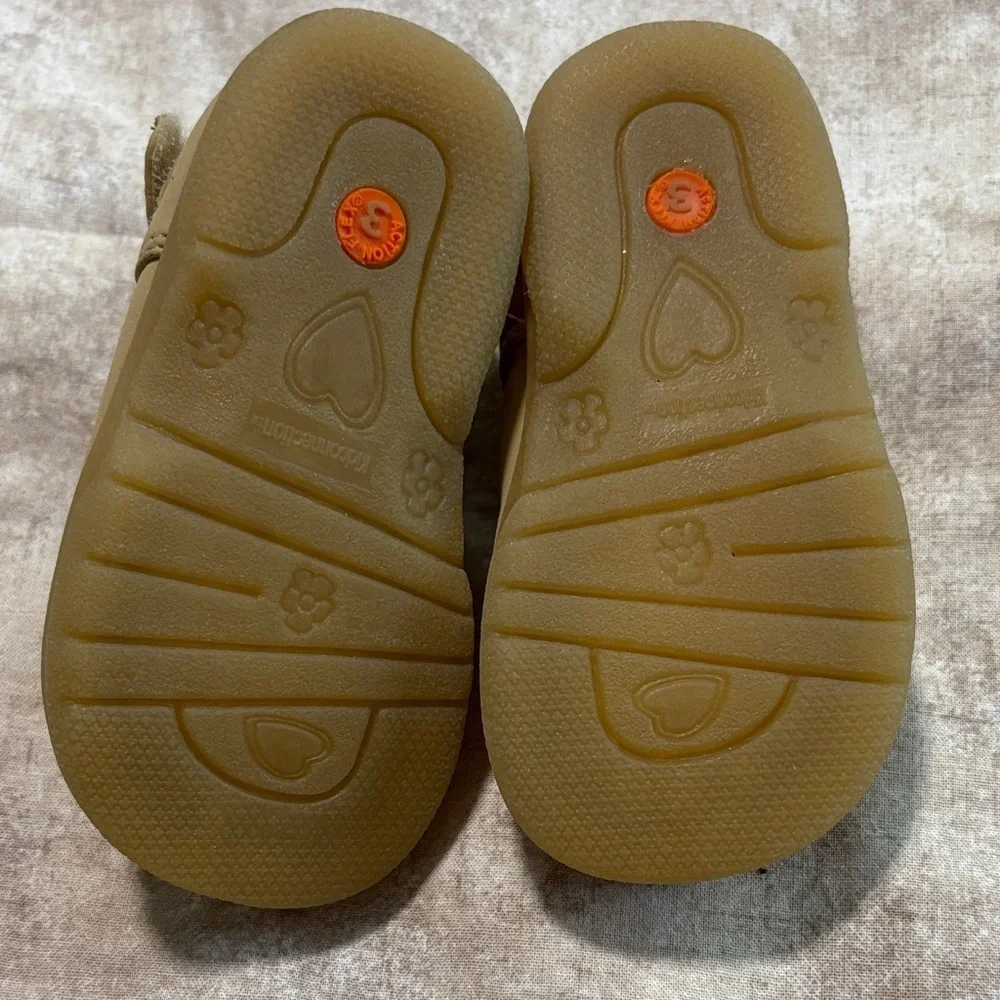 Charming Tan Kids Dress Shoes with Floral Cutouts